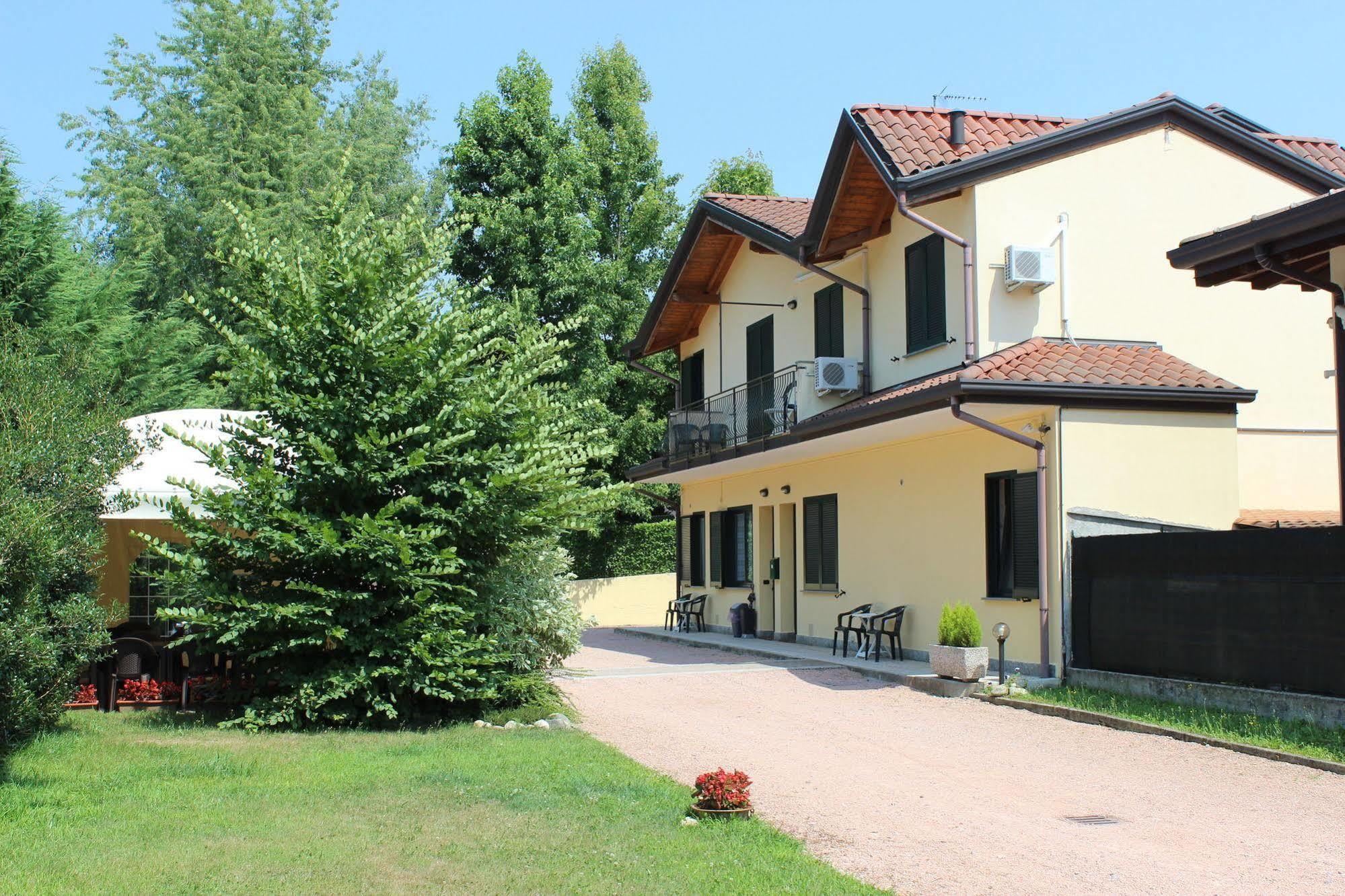 Villa Giglio Arsago Seprio Exterior photo